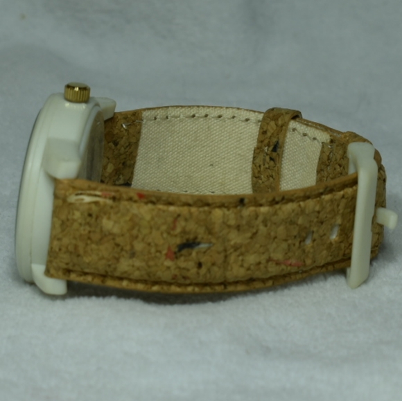 Sprout Diamond Organic Biodegradable Watch with Cork Band - Picture 5 of 7